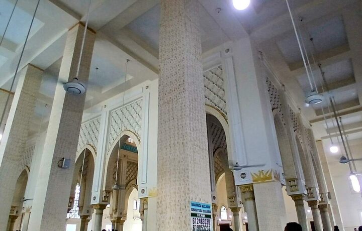 «الشباب» و«الشريعة الإسلامية» والشعب الصومالي!